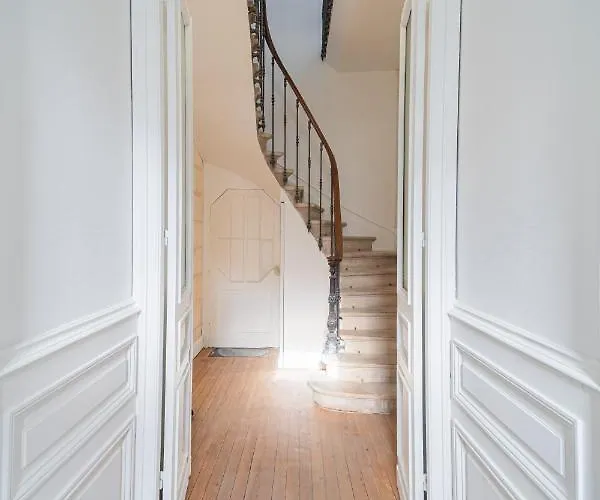 Sweet Blue T1 Gare * Libourne